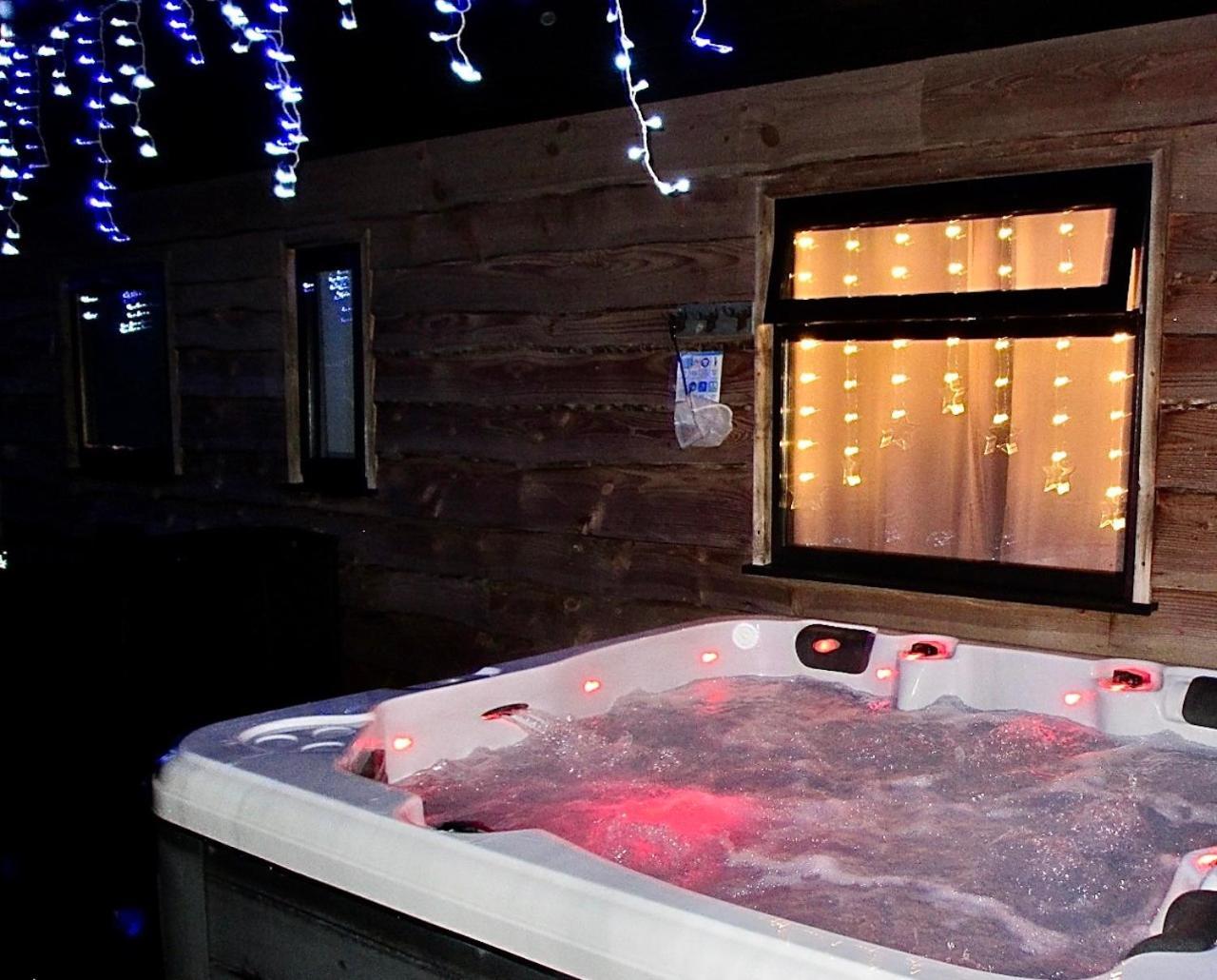 فيلا Stargazing Retreat Merton  المظهر الخارجي الصورة