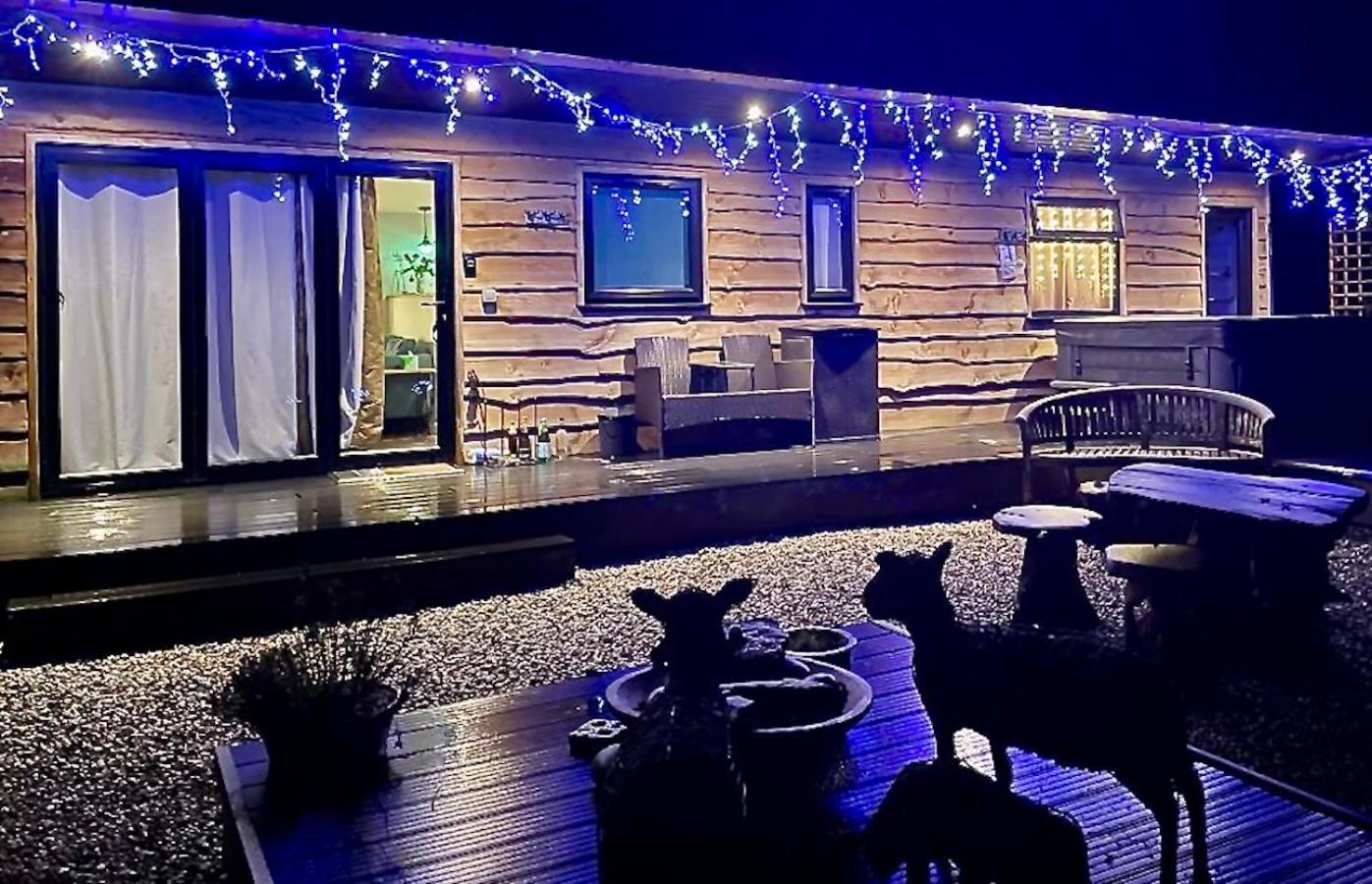 فيلا Stargazing Retreat Merton  المظهر الخارجي الصورة